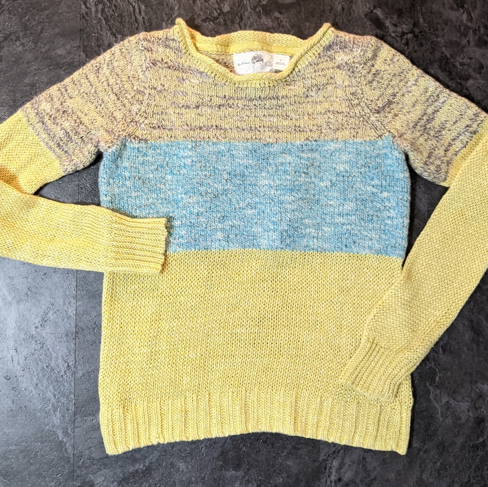 Women's crewneck sweater